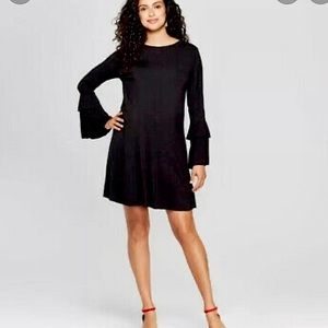 Black Ingrid & Isabel maternity dress